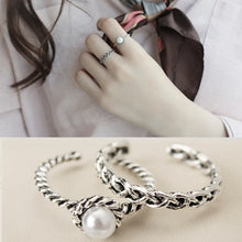 Load image into Gallery viewer, Adjustable Pearl Ring Set